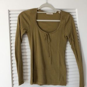 Doen long sleeve top